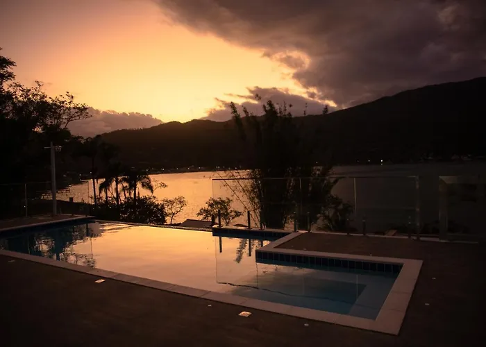 Paraiso Da Enseada De Brito