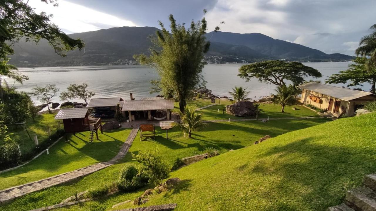 Paraiso Da Enseada De Brito Apartment *