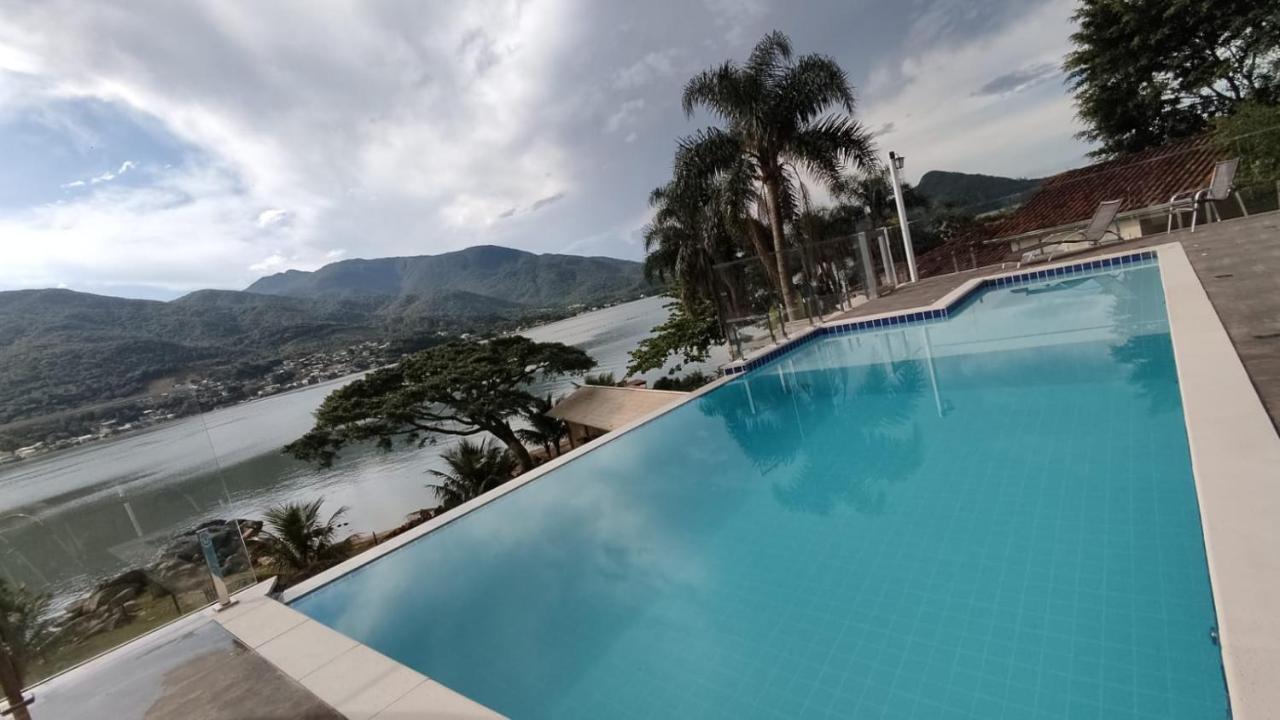 Paraiso Da Enseada De Brito Apartment *