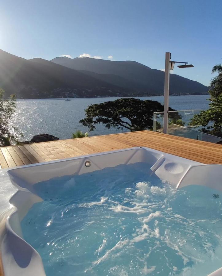 Paraiso Da Enseada De Brito Apartment